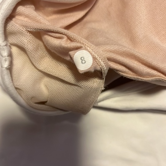 Lululemon Power Y Tank
White - Picture 5 of 5